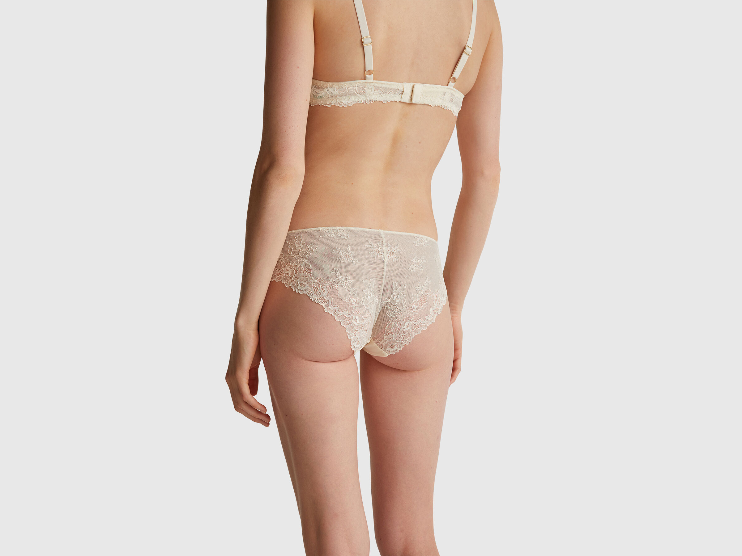SLIP Women image number 2